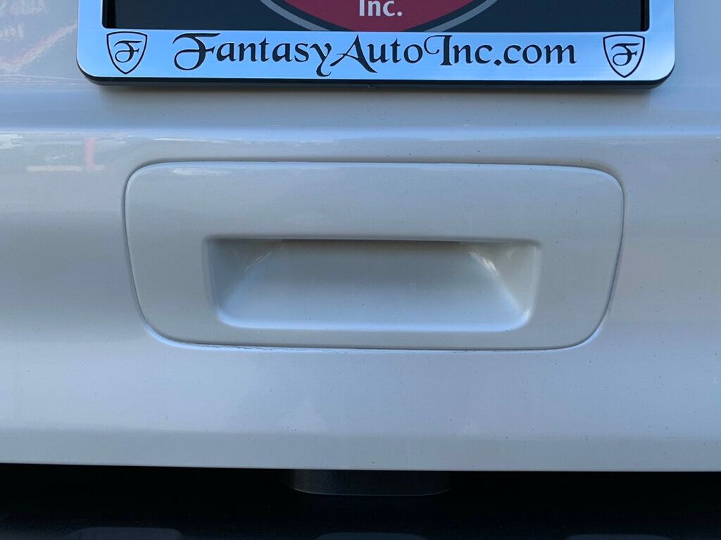 2018 Toyota Sequoia Platinum 4WD 5.7L V8 - 22965370 - 20