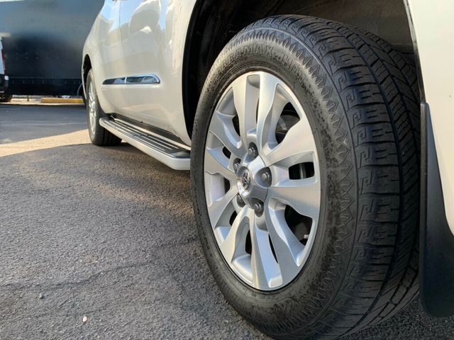 2018 Toyota Sequoia Platinum 4WD 5.7L V8 - 22965370 - 28