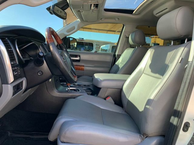 2018 Toyota Sequoia Platinum 4WD 5.7L V8 - 22965370 - 3