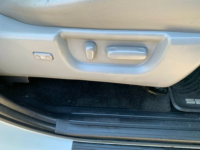 2018 Toyota Sequoia Platinum 4WD 5.7L V8 - 22965370 - 46