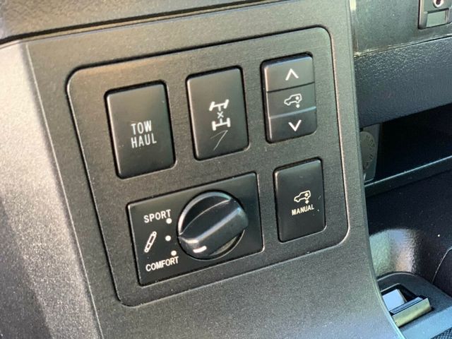 2018 Toyota Sequoia Platinum 4WD 5.7L V8 - 22965370 - 4