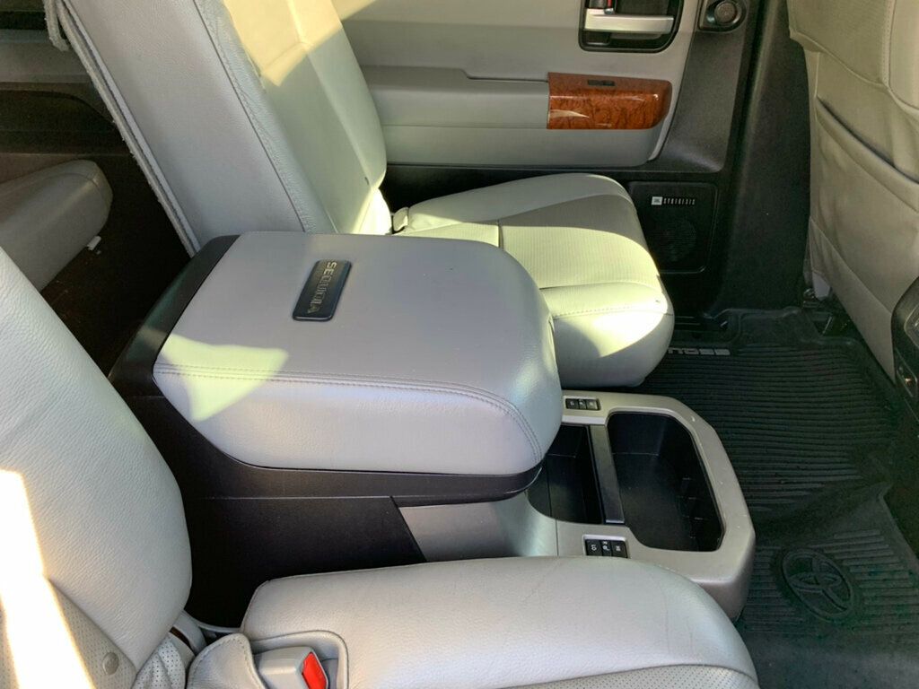 2018 Toyota Sequoia Platinum 4WD 5.7L V8 - 22965370 - 52