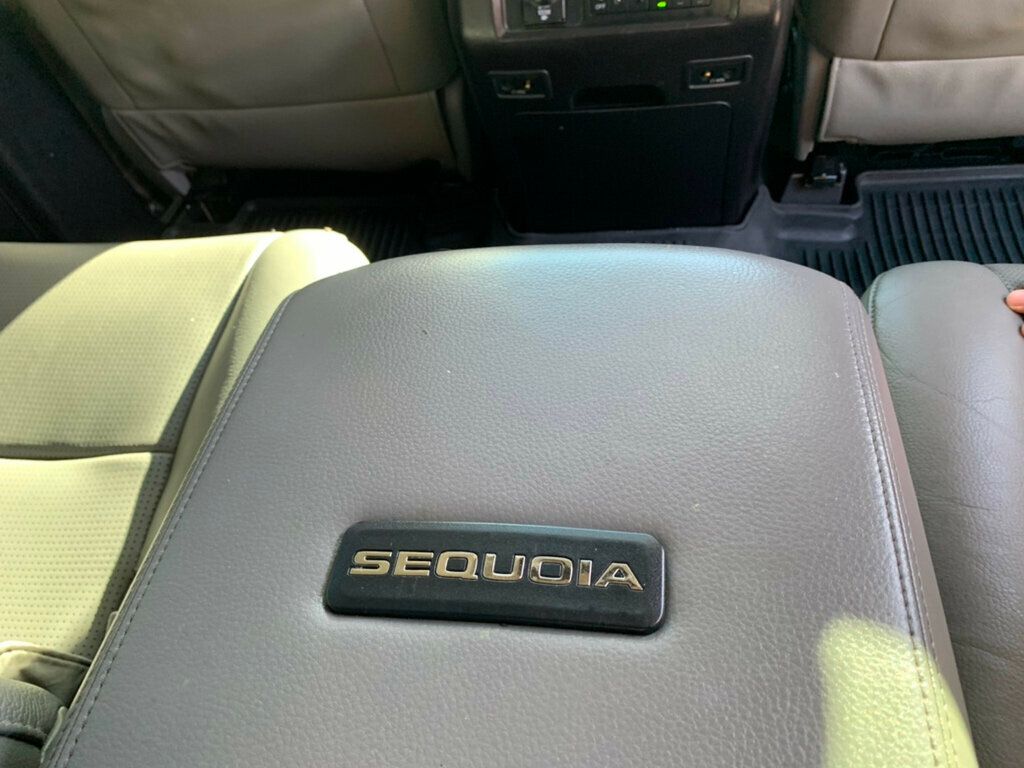 2018 Toyota Sequoia Platinum 4WD 5.7L V8 - 22965370 - 53