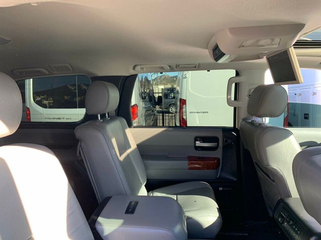 2018 Toyota Sequoia Platinum 4WD 5.7L V8 - 22965370 - 59