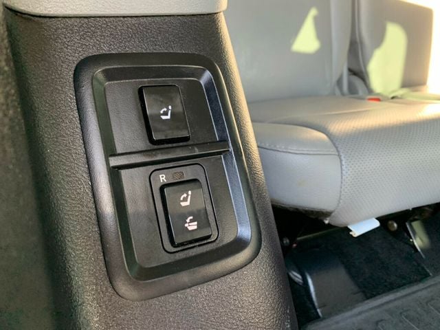 2018 Toyota Sequoia Platinum 4WD 5.7L V8 - 22965370 - 62