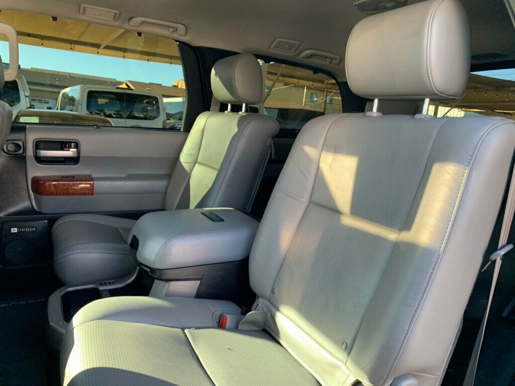 2018 Toyota Sequoia Platinum 4WD 5.7L V8 - 22965370 - 66