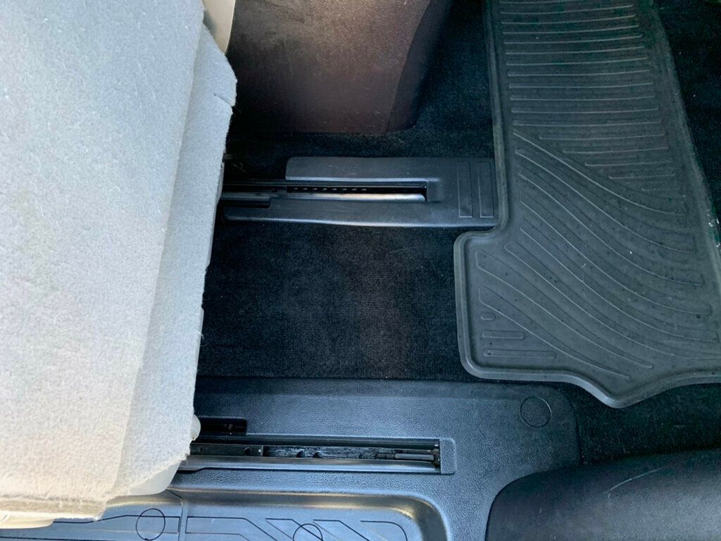 2018 Toyota Sequoia Platinum 4WD 5.7L V8 - 22965370 - 68