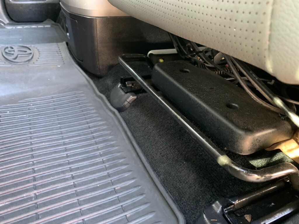 2018 Toyota Sequoia Platinum 4WD 5.7L V8 - 22965370 - 70