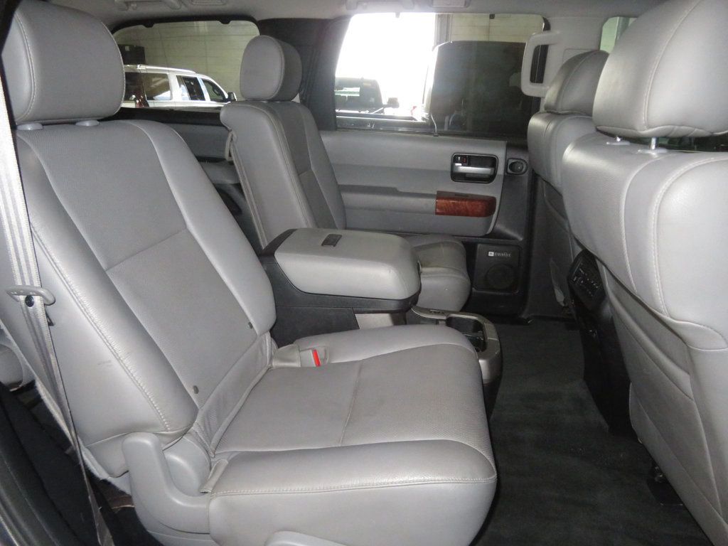 2018 Toyota Sequoia PLATINUM SEQUOIA 4X4 LEATHER 2 OWNER EXTRA CLEAN 3RD ROW SEAT  - 22888950 - 27