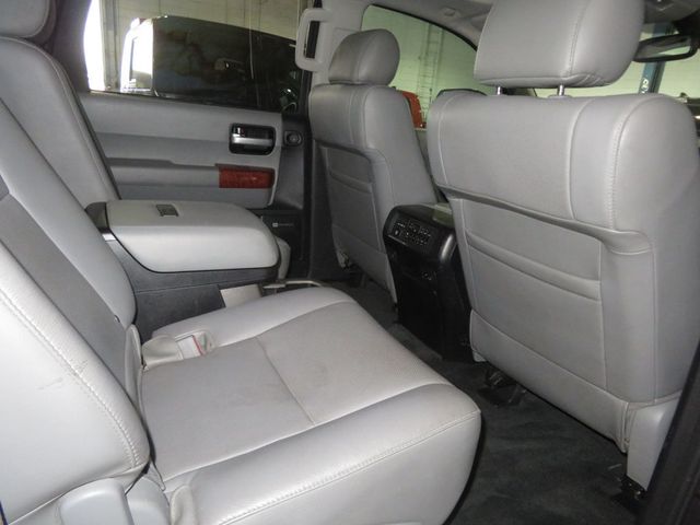 2018 Toyota Sequoia PLATINUM SEQUOIA 4X4 LEATHER 2 OWNER EXTRA CLEAN 3RD ROW SEAT  - 22888950 - 28