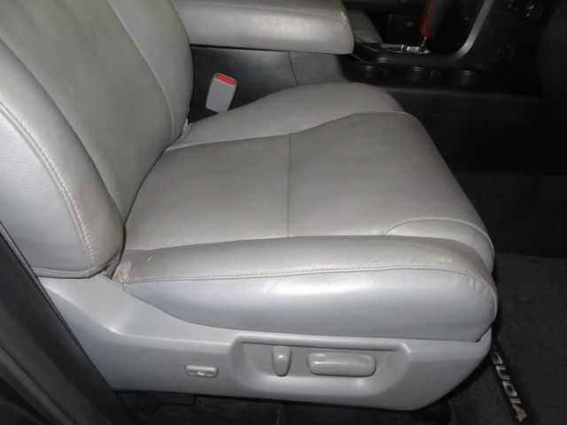 2018 Toyota Sequoia PLATINUM SEQUOIA 4X4 LEATHER 2 OWNER EXTRA CLEAN 3RD ROW SEAT  - 22888950 - 33