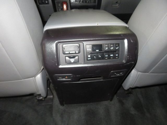 2018 Toyota Sequoia PLATINUM SEQUOIA 4X4 LEATHER 2 OWNER EXTRA CLEAN 3RD ROW SEAT  - 22888950 - 35