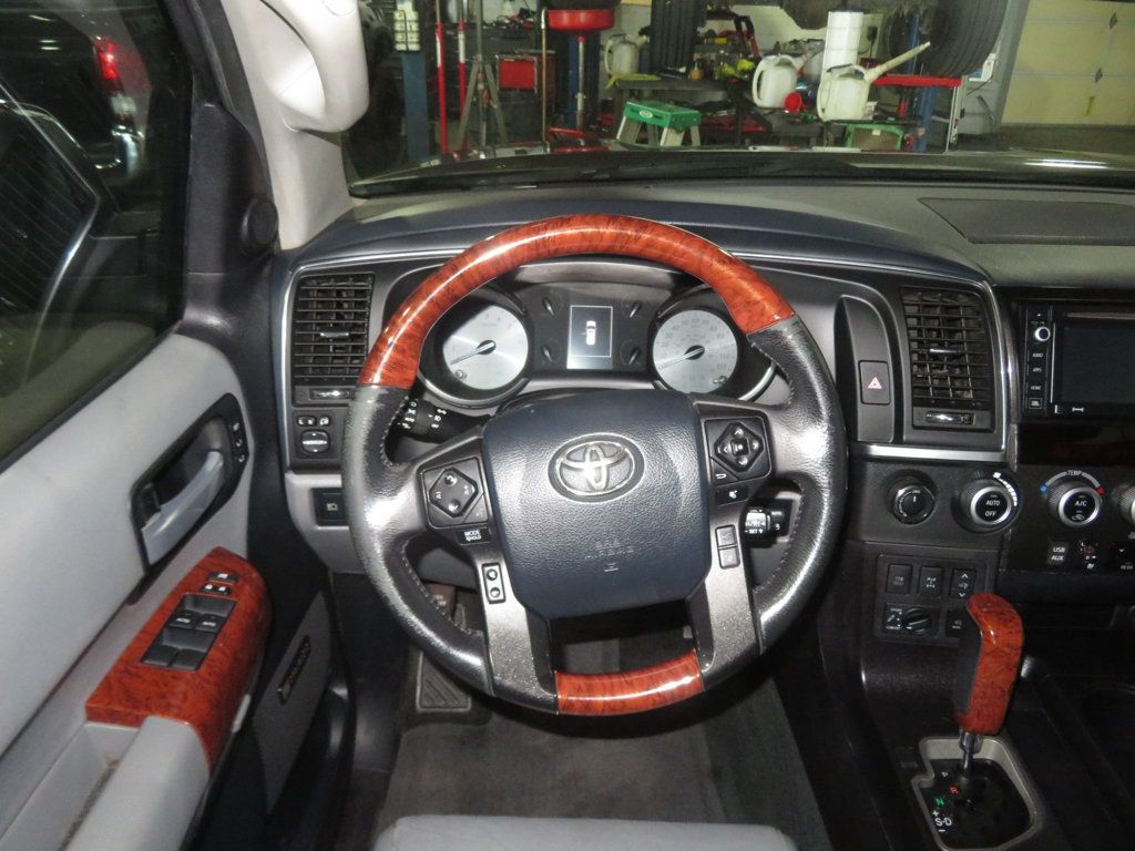 2018 Toyota Sequoia PLATINUM SEQUOIA 4X4 LEATHER 2 OWNER EXTRA CLEAN 3RD ROW SEAT  - 22888950 - 36