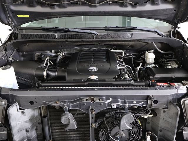 2018 Toyota Sequoia TRD Sport 4WD - 23003453 - 22