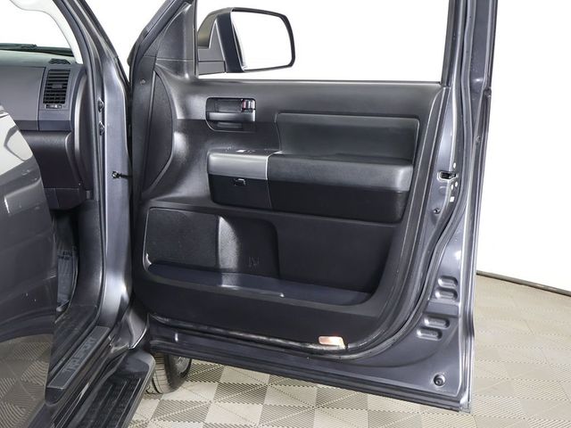 2018 Toyota Sequoia TRD Sport 4WD - 23003453 - 25