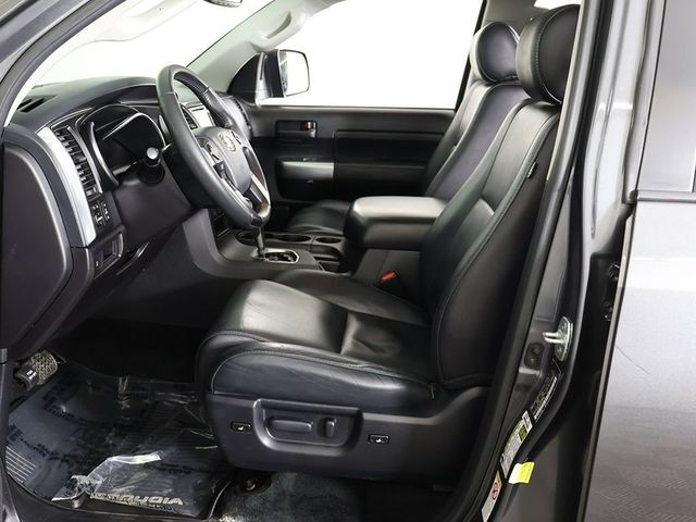 2018 Toyota Sequoia TRD Sport 4WD - 23003453 - 30