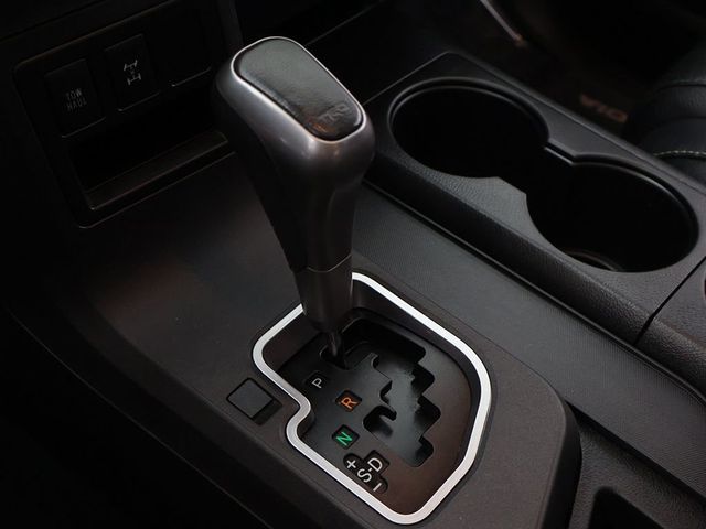 2018 Toyota Sequoia TRD Sport 4WD - 23003453 - 55