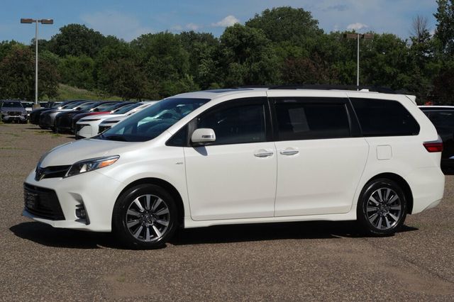 2018 Toyota Sienna AWD LIMITED PREMIUM w/NAVIGATION, DUAL PANO MOONROOF, & LEATHER - 23039669 - 18