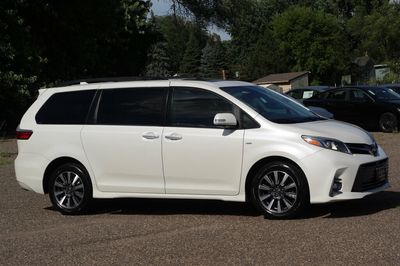 2018 Toyota Sienna