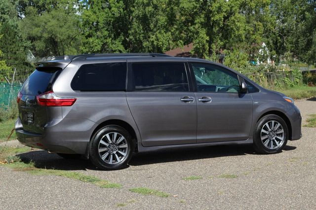 2018 Toyota Sienna AWD ONE OWNER XLE W/ NAVIGATION, LEATHER, MOONROOF - 23075583 - 2