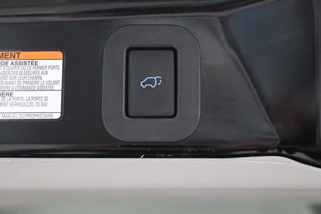 2018 Toyota Sienna LE Automatic Access Seat FWD 7-Passenger - 23063682 - 25