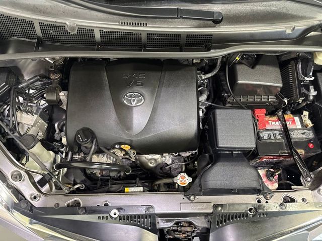 2018 Toyota Sienna LE FWD 8-Passenger - 23073659 - 30