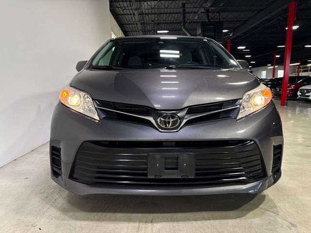 2018 Toyota Sienna LE FWD 8-Passenger - 23073659 - 8