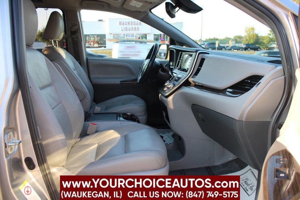 2018 Toyota Sienna Limited FWD 7-Passenger - 22916059 - 13