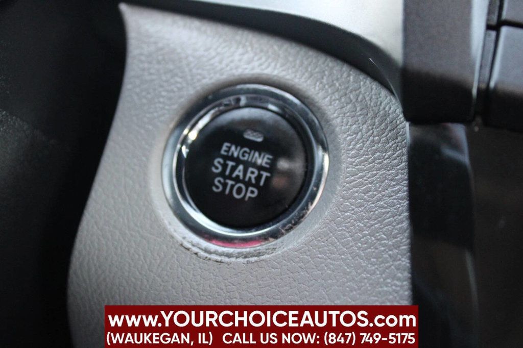 2018 Toyota Sienna Limited FWD 7-Passenger - 22916059 - 29