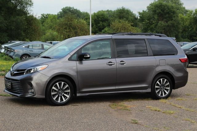 2018 Toyota Sienna ONE OWNER AWD LIMITED W/ NAVIGATION, LEATHER, MOONROOF - 23042602 - 16