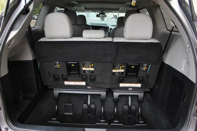 2018 Toyota Sienna ONE OWNER AWD LIMITED W/ NAVIGATION, LEATHER, MOONROOF - 23042602 - 33