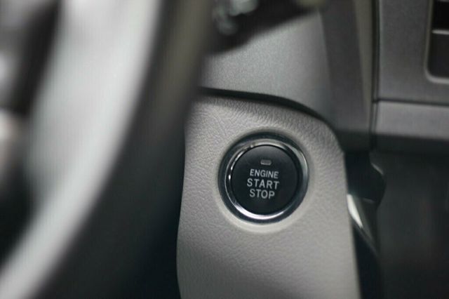 2018 Toyota Sienna ONE OWNER AWD XLE PREMIUM - 22947053 - 31