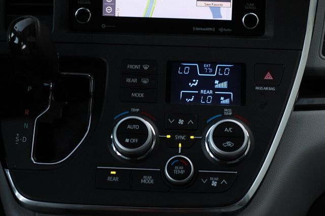 2018 Toyota Sienna ONE OWNER AWD XLE PREMIUM  - 23075583 - 15