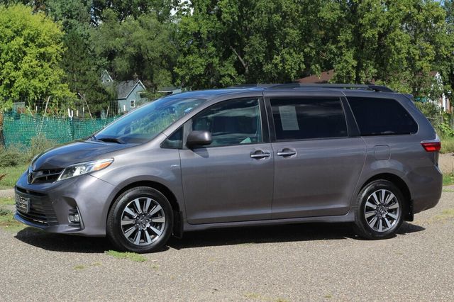 2018 Toyota Sienna ONE OWNER AWD XLE PREMIUM  - 23075583 - 16