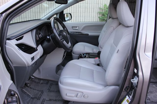 2018 Toyota Sienna ONE OWNER AWD XLE PREMIUM  - 23075583 - 22