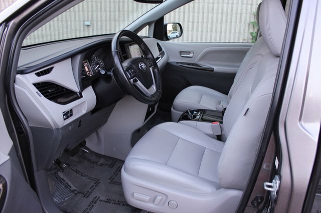 2018 Toyota Sienna ONE OWNER AWD XLE PREMIUM  - 23075583 - 23
