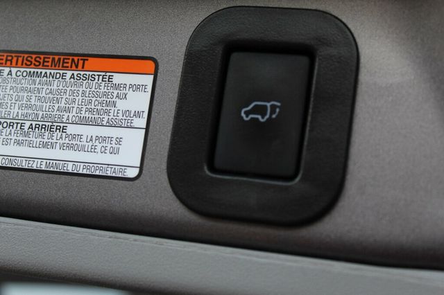 2018 Toyota Sienna ONE OWNER AWD XLE PREMIUM  - 23075583 - 32