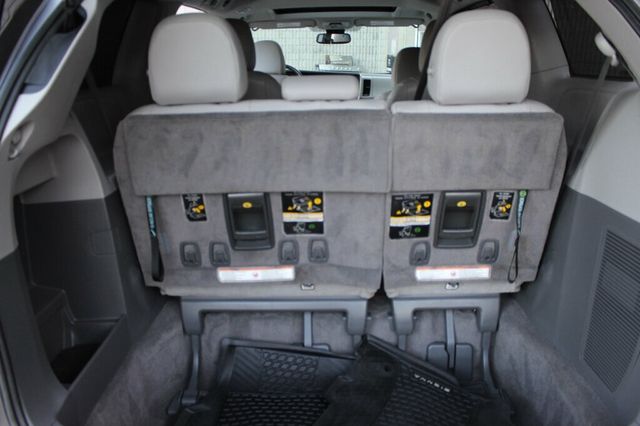 2018 Toyota Sienna ONE OWNER AWD XLE PREMIUM  - 23075583 - 33