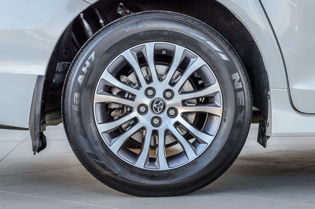 2018 Toyota Sienna SIENNA XLE PREMIUM - LEATHER - NAV - THIRD ROW - GORGEOUS - 22982877 - 14