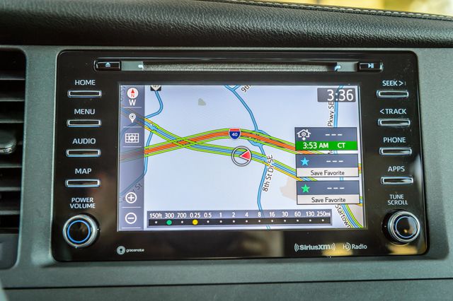 2018 Toyota Sienna SIENNA XLE PREMIUM - LEATHER - NAV - THIRD ROW - GORGEOUS - 22982877 - 20