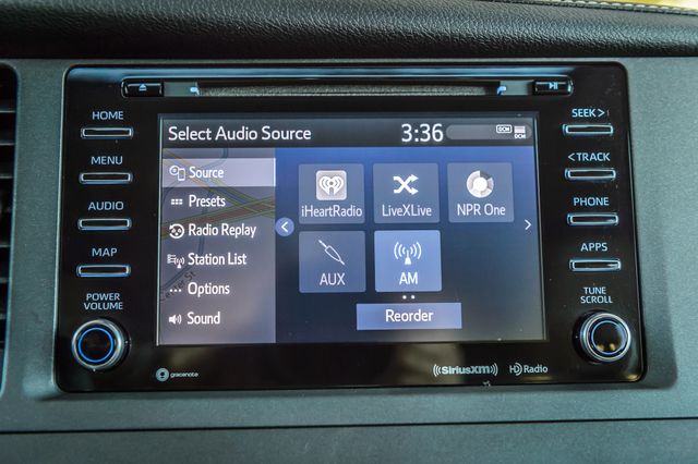 2018 Toyota Sienna SIENNA XLE PREMIUM - LEATHER - NAV - THIRD ROW - GORGEOUS - 22982877 - 22