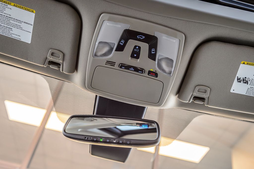 2018 Toyota Sienna SIENNA XLE PREMIUM - LEATHER - NAV - THIRD ROW - GORGEOUS - 22982877 - 37