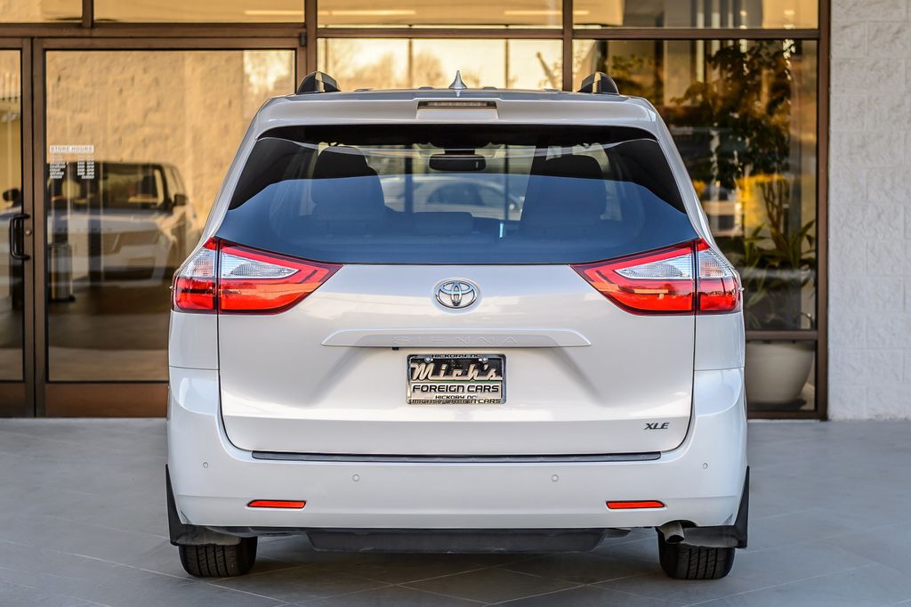 2018 Toyota Sienna SIENNA XLE PREMIUM - LEATHER - NAV - THIRD ROW - GORGEOUS - 22982877 - 7