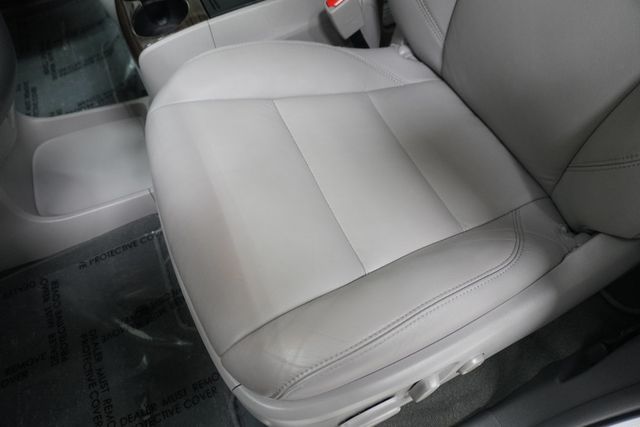 2018 Toyota Sienna XLE Automatic Access Seat FWD 7-Passenger - 22946429 - 9