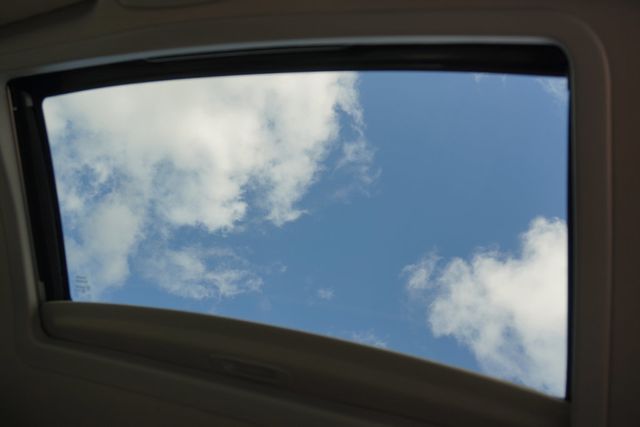 2018 Toyota Sienna XLE Automatic Access Seat FWD 7-Passenger - 22946429 - 17