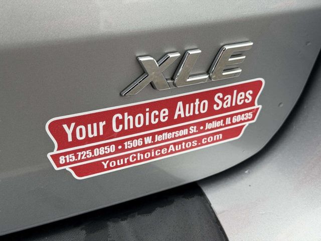 2018 Toyota Sienna XLE Automatic Access Seat FWD 7-Passenger - 22958086 - 19