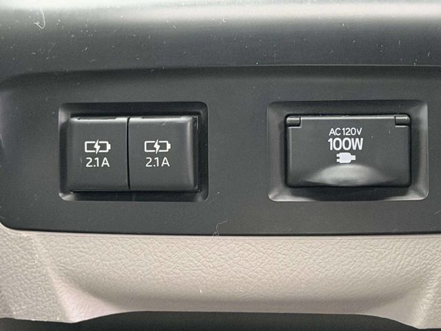 2018 Toyota Sienna XLE Automatic Access Seat FWD 7-Passenger - 22958086 - 31