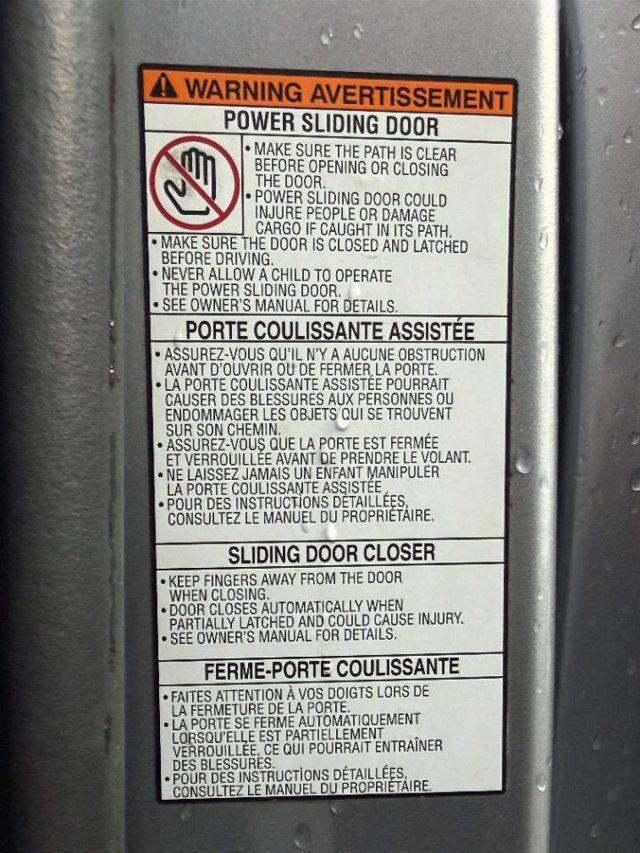 2018 Toyota Sienna XLE Automatic Access Seat FWD 7-Passenger - 22958086 - 33