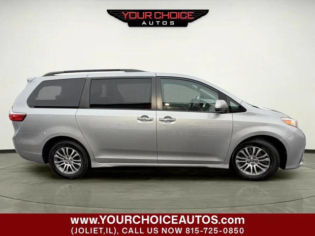 2018 Toyota Sienna XLE Automatic Access Seat FWD 7-Passenger - 22958086 - 5