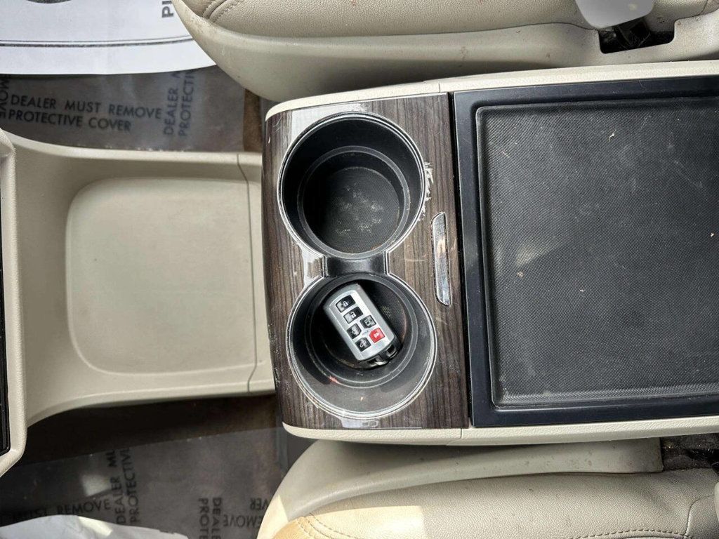 2018 Toyota Sienna XLE Automatic Access Seat FWD 7-Passenger - 22960696 - 22